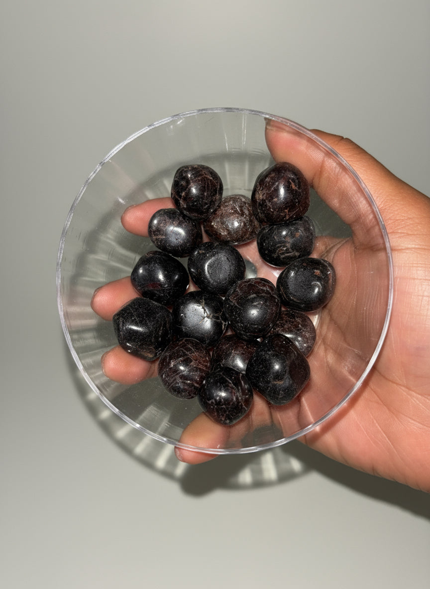 Star Garnet Tumble(s)